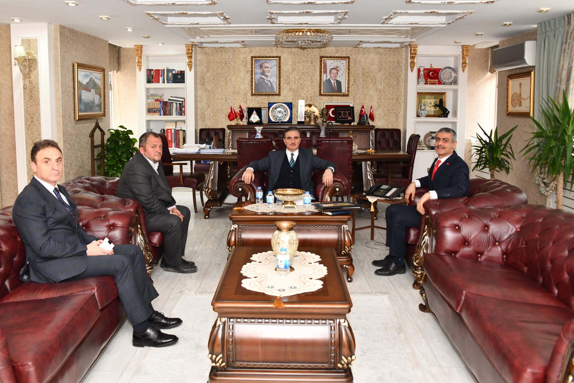 VAKFIMIZDAN GÜMÜŞHANE VALİSİ SAYIN AYDIN BARUŞ’A ZİYARET