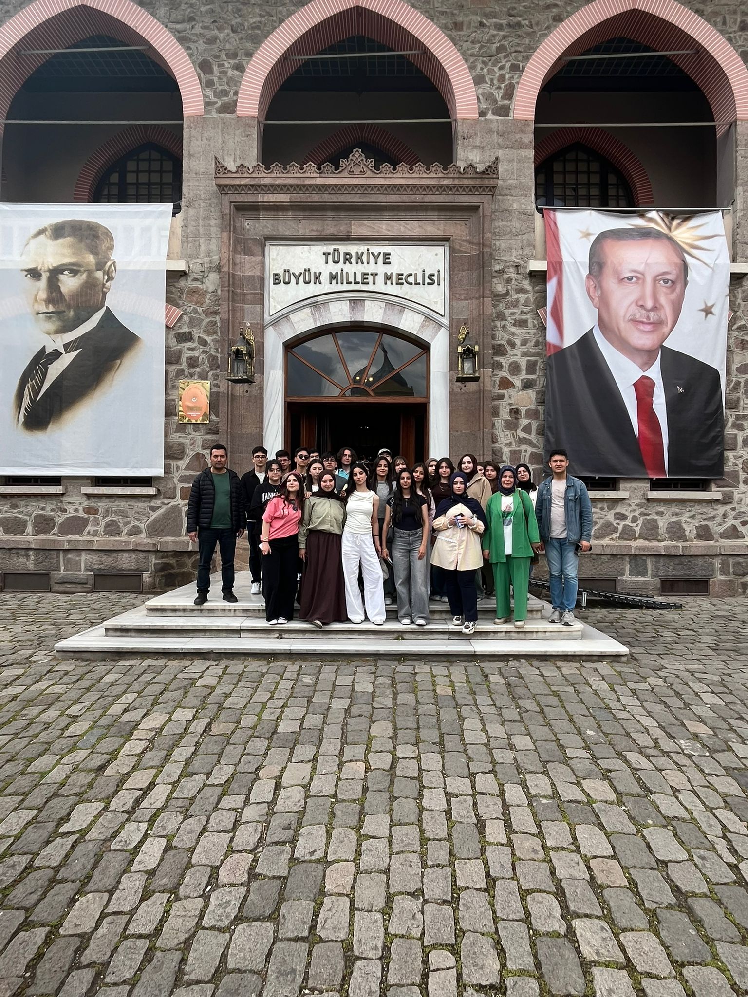 ÖĞRENCİLERİMİZLE TBMM ZİYARETİ